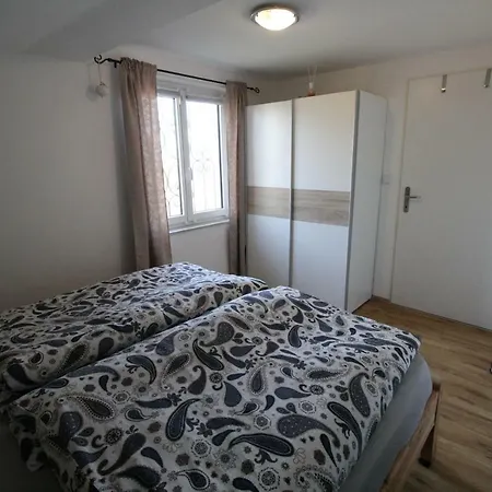 Lejlighed Fam. Frey *